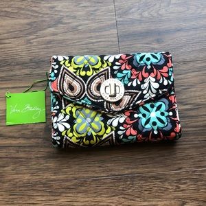 *NWT* Vera Bradley smartphone wristlet